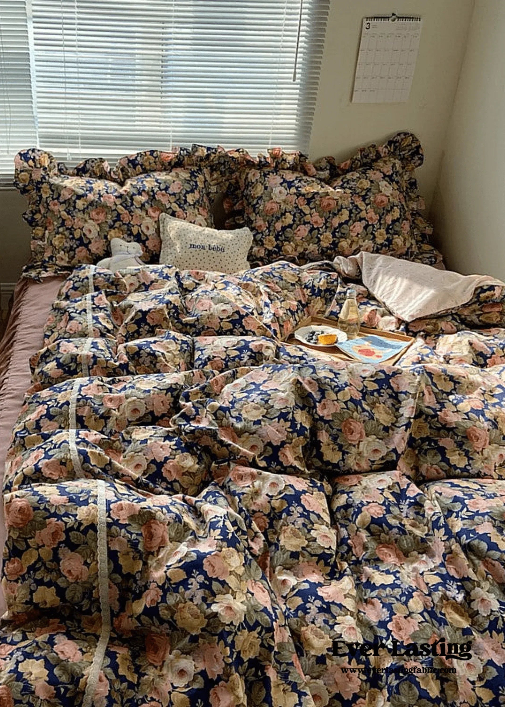 Dark Garden Floral Bedding Set / Beige Mix Ever Lasting