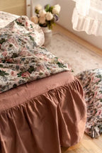 Dark Garden Floral Bedding Set / Beige Mix Ever Lasting