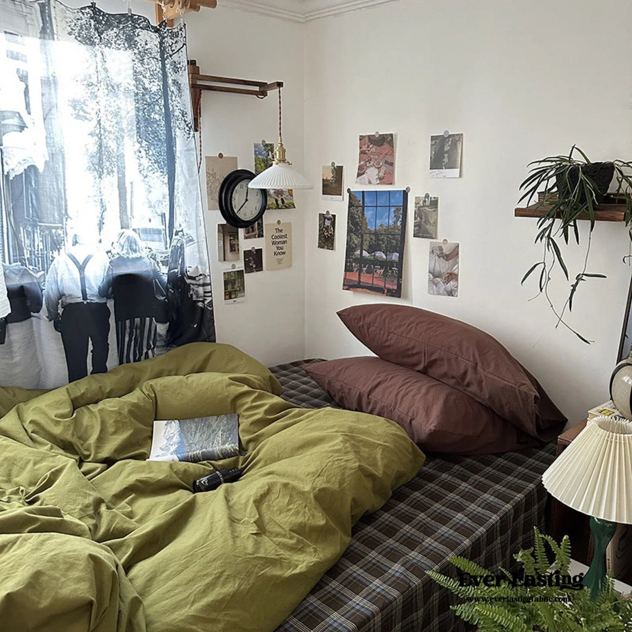 Dark Plaid Goblin Bedding Set