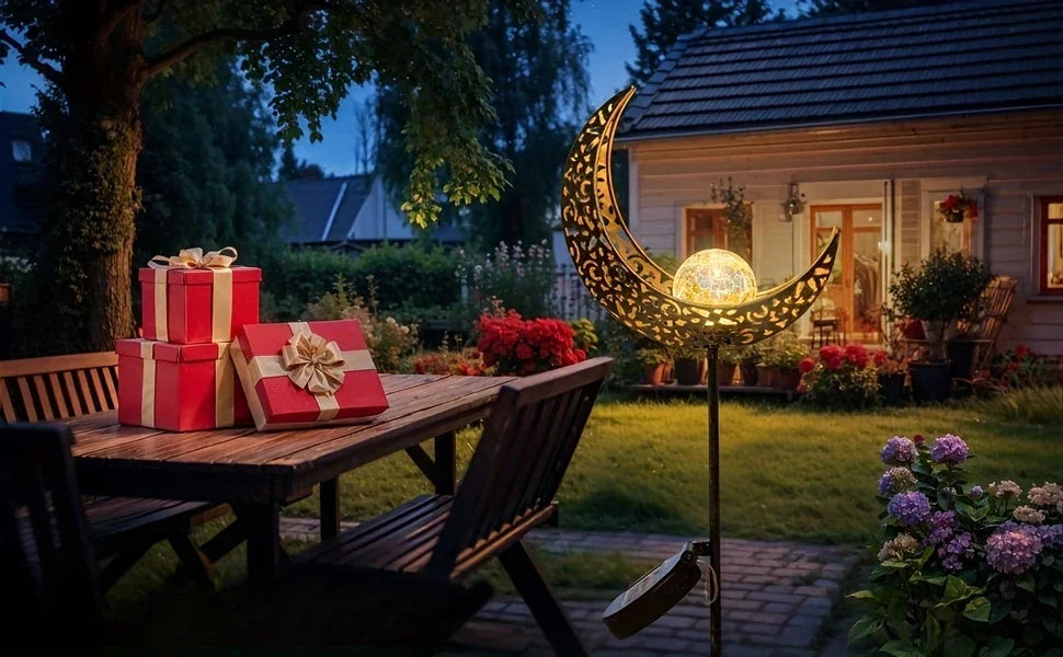 Solar Garden Light - Cracked Glass Sphere