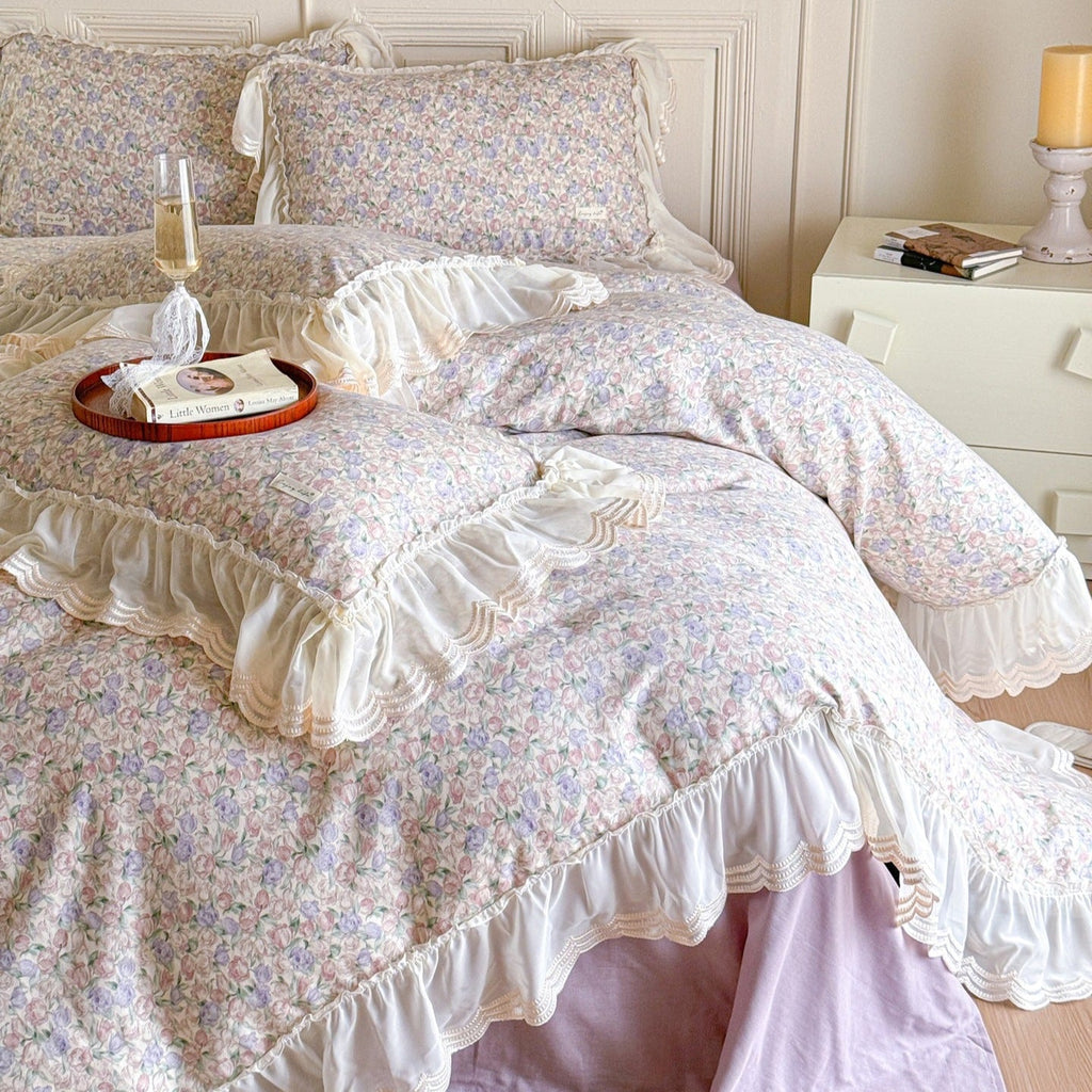 Delicate Floral Lace Ruffled Bedding Set / Purple Ever Lasting