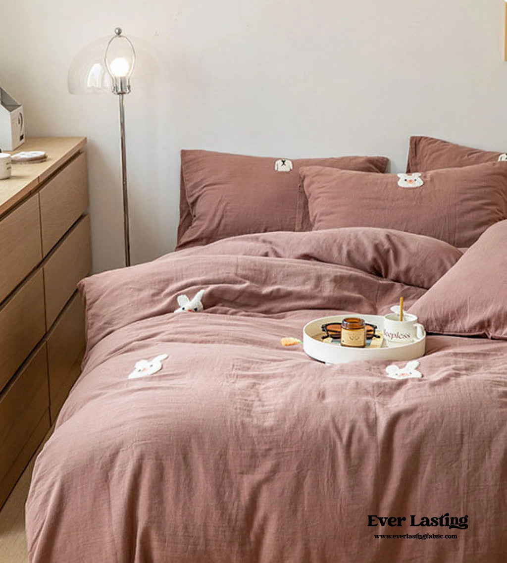 Double Layered Embroidered White Bedding Set / Broccoli Ever Lasting
