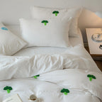 Double Layered Embroidered White Bedding Set / Broccoli Ever Lasting
