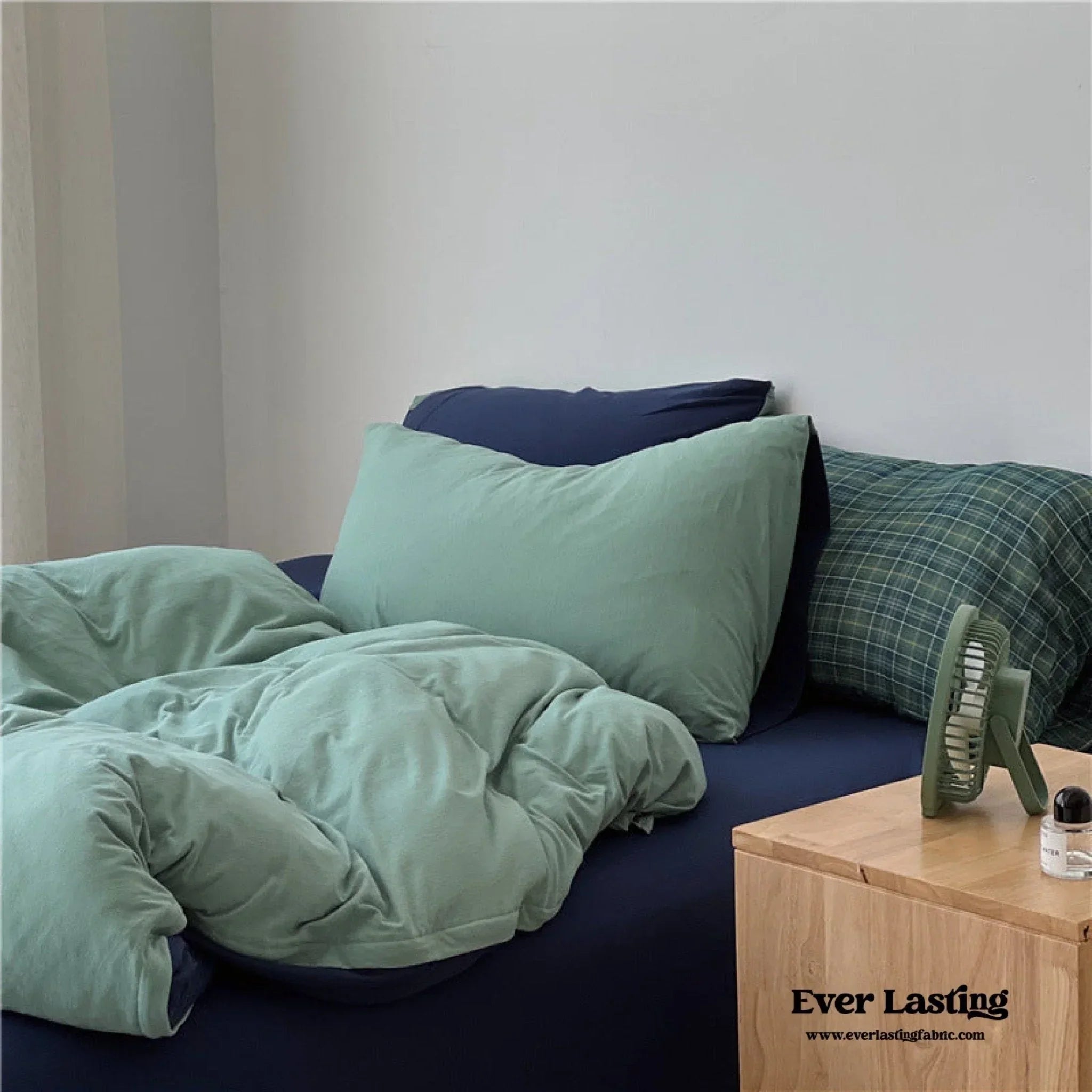 DUO Jersey Knit Bedding Set / Green Blue + Royal Blue Ever Lasting