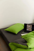 DUO Maximalist Jersey Knit Bedding Set / Green Apple + Gray Ever Lasting