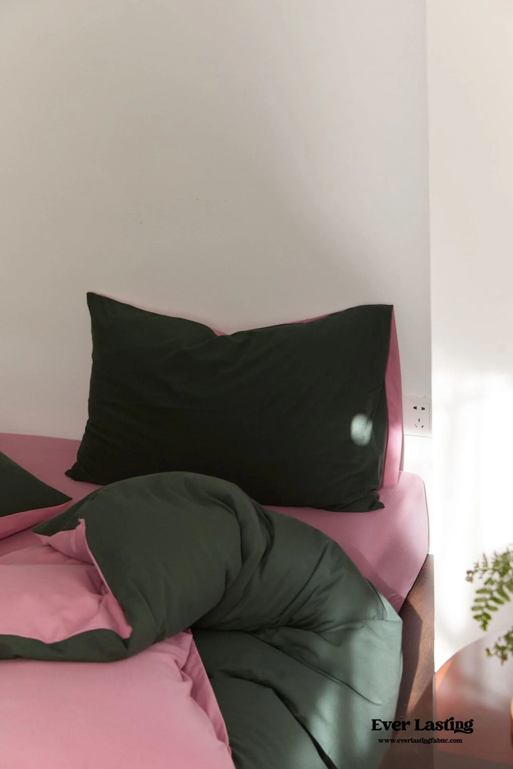 DUO Maximalist Jersey Knit Bedding Set / Green Apple + Gray Ever Lasting