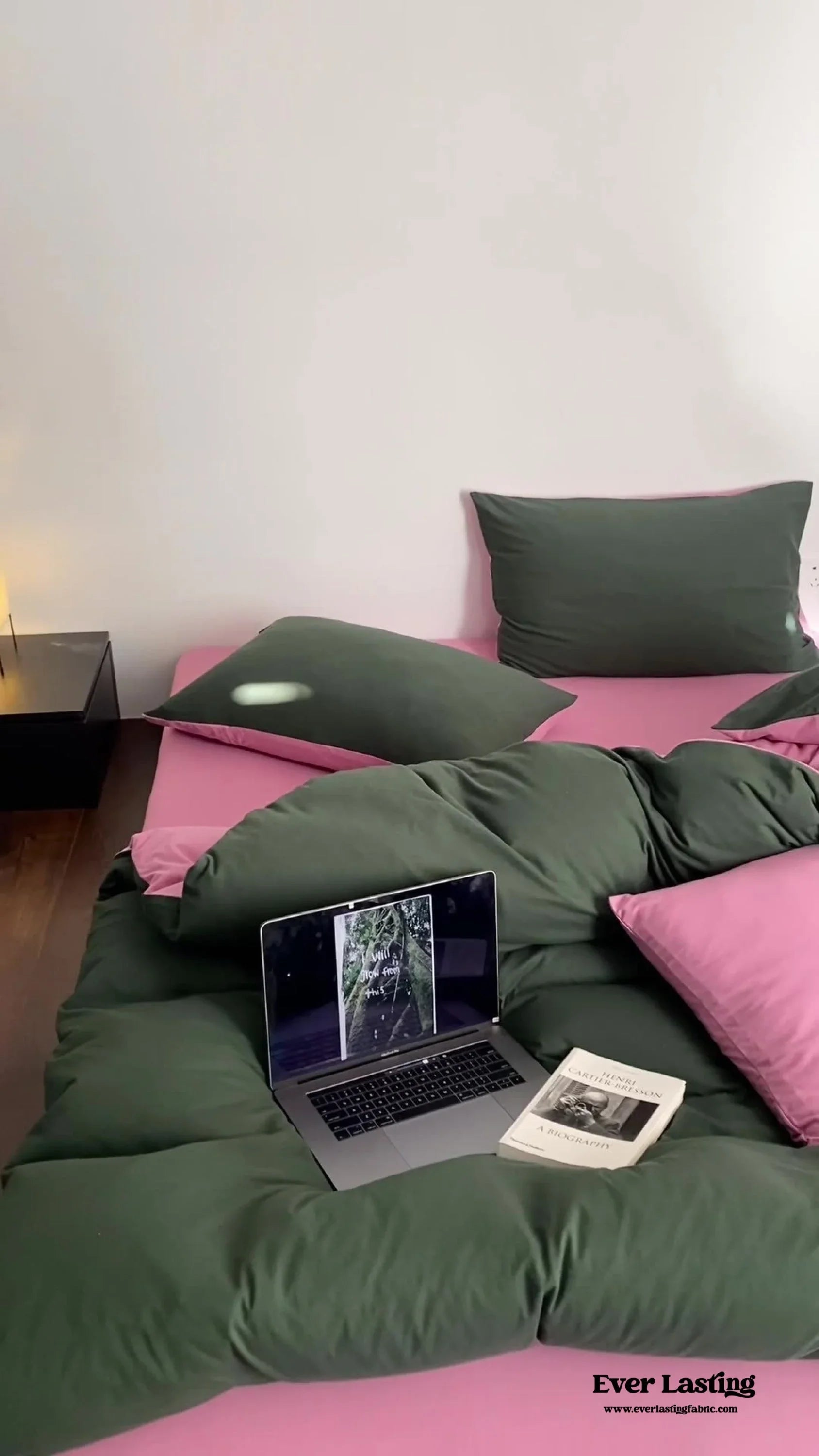 DUO Maximalist Jersey Knit Bedding Set / Green Apple + Gray Ever Lasting