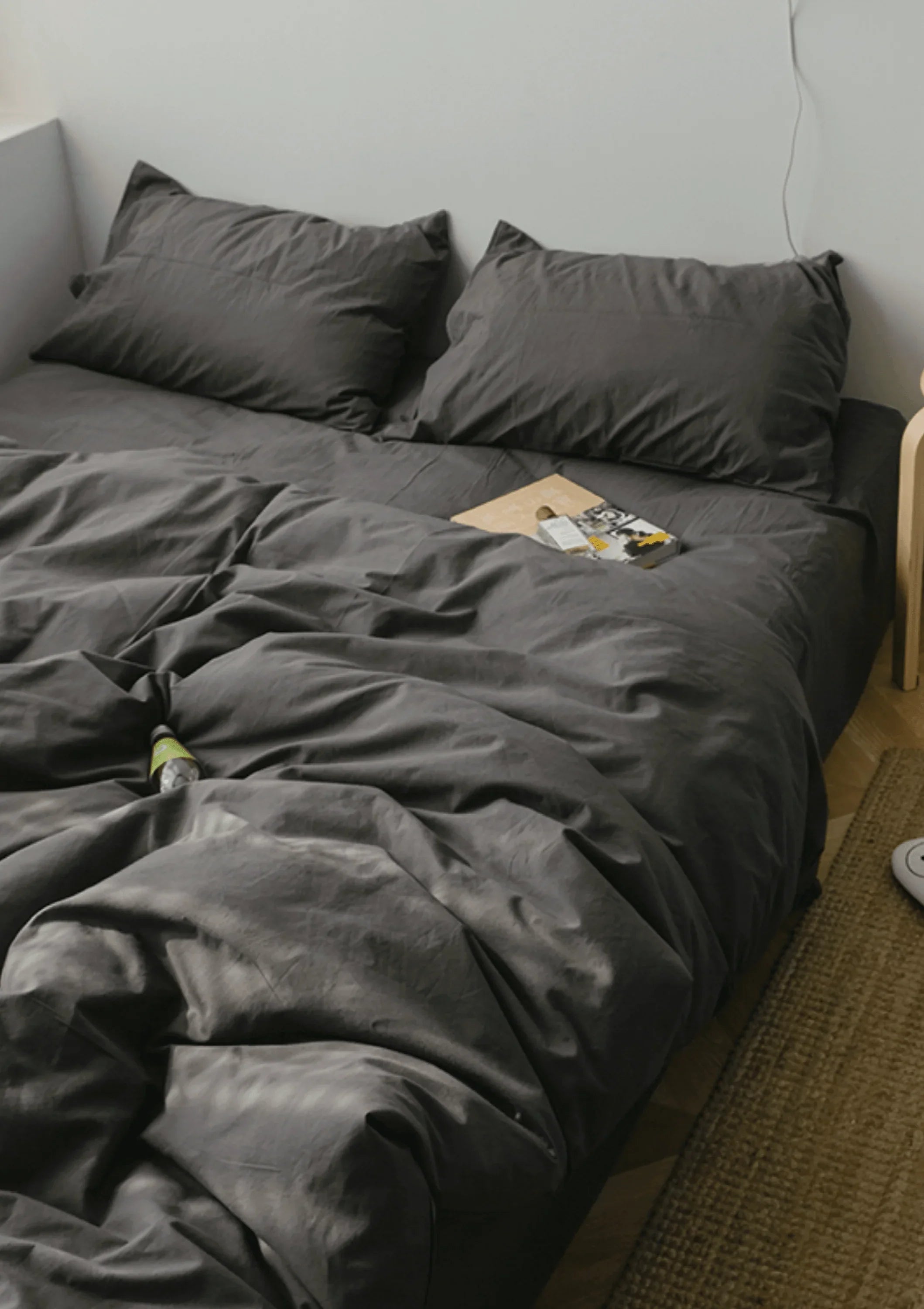 Earth Tone Bedding Set / Gray Ever Lasting