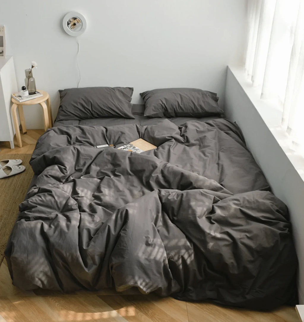 Earth Tone Bedding Set / Gray Ever Lasting