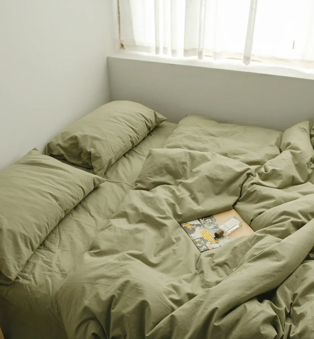 Earth Tone Bedding Set / Gray Ever Lasting