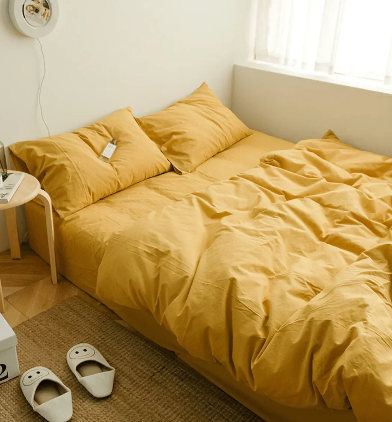 Earth Tone Bedding Set / Gray Ever Lasting