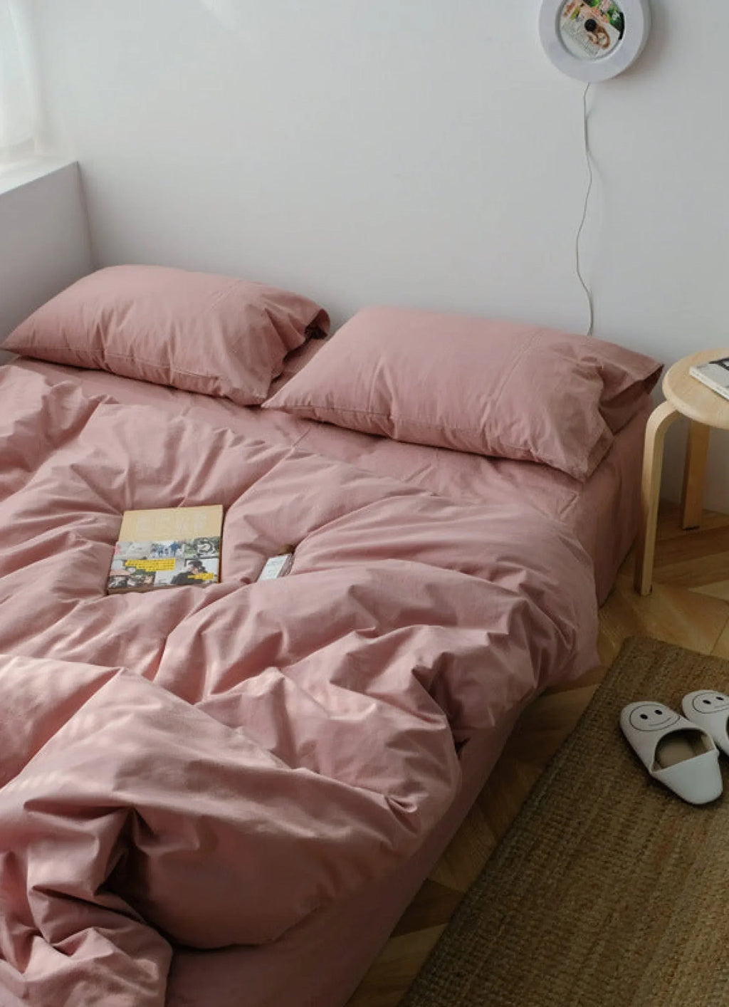 Earth Tone Bedding Set / Gray Ever Lasting