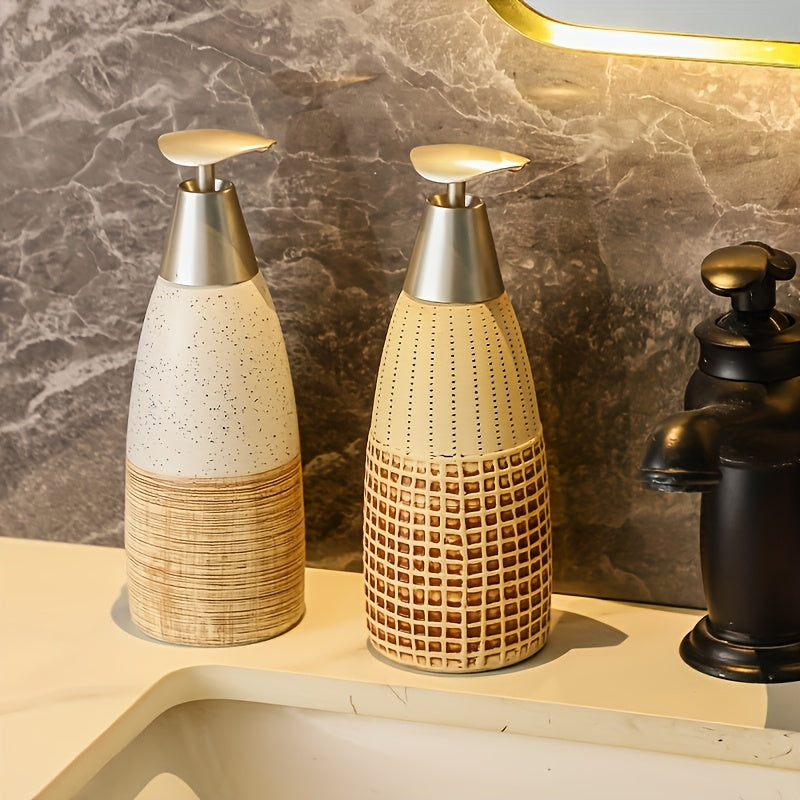 Pump Bottle - Manual Plastic Refillable