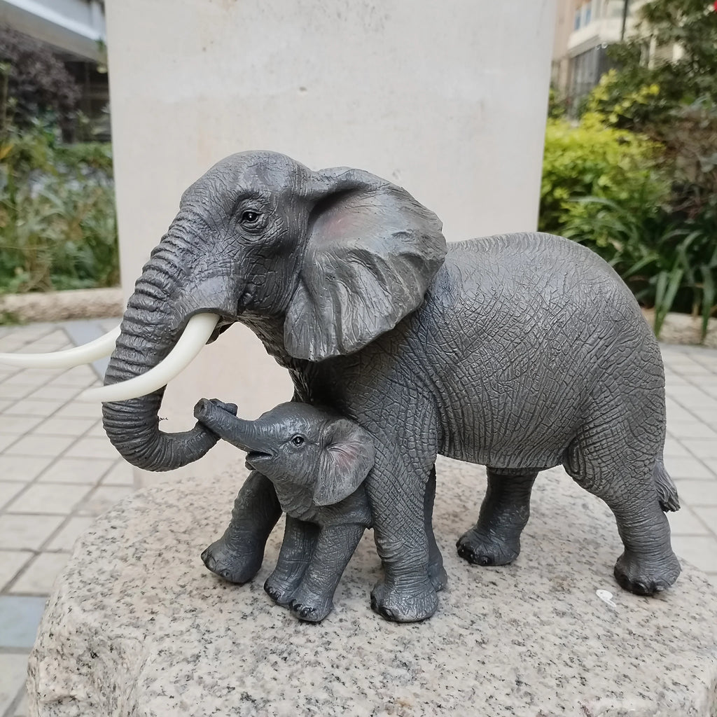 [Christmas Holiday Gift] Outdoor Sculpture Warm Elephant Mom Baby Elephant Garden Statue, Suitable for Courtyard Home Decoration, a Good Luck Christmas Elephant Gift for Women, Mothers, and Family, Holiday Gift, Courtyard Dec House Of Avana