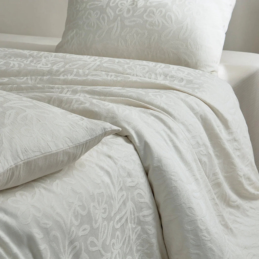 Elin Tencel Silky Jacquard Bedding Set / Bouquet Ever Lasting