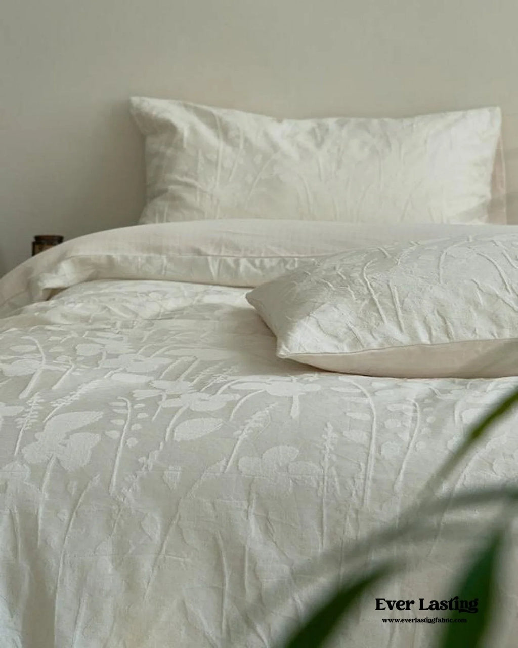 Elin Tencel Silky Jacquard Bedding Set / Garden Ever Lasting