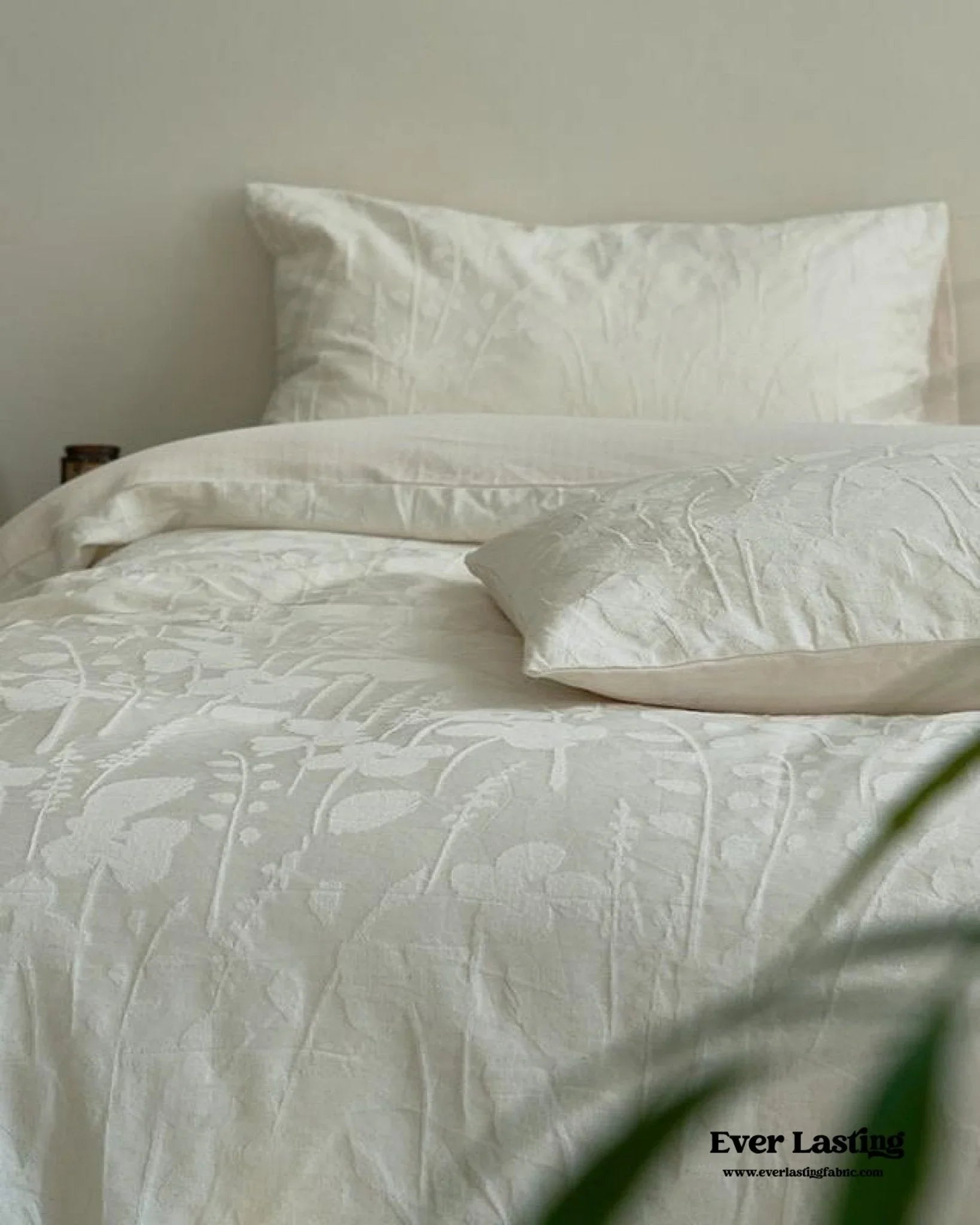 Elin Tencel Silky Jacquard Bedding Set / Garden Ever Lasting