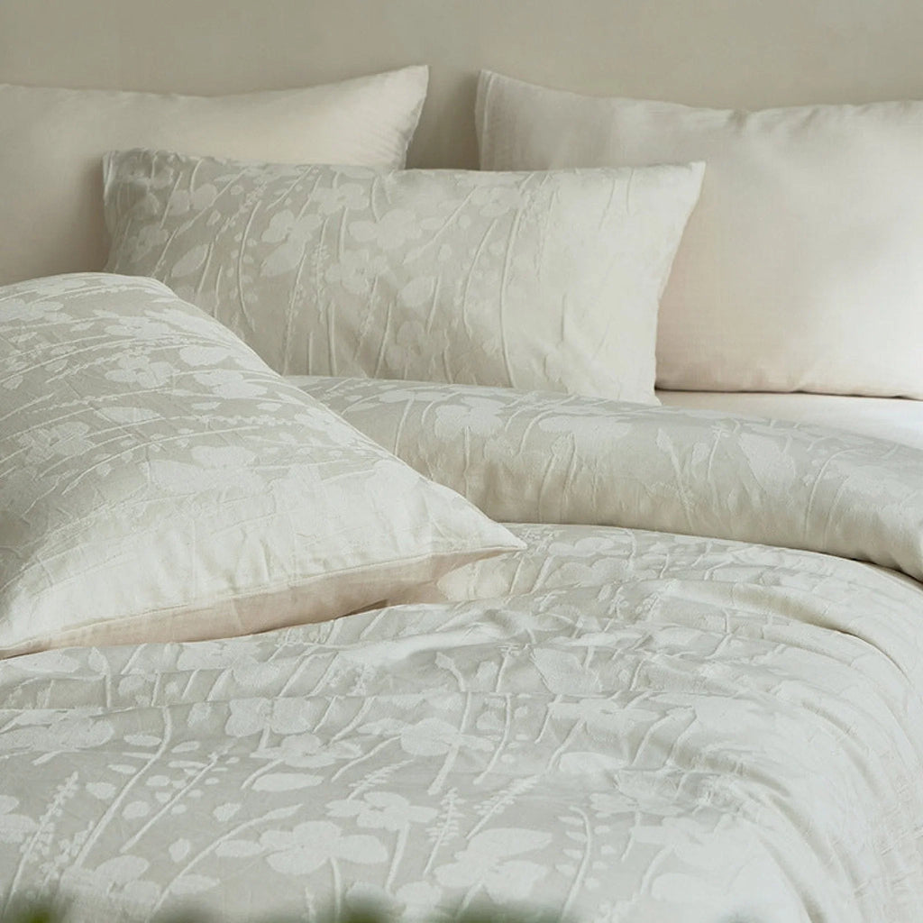 Elin Tencel Silky Jacquard Bedding Set / Garden Ever Lasting