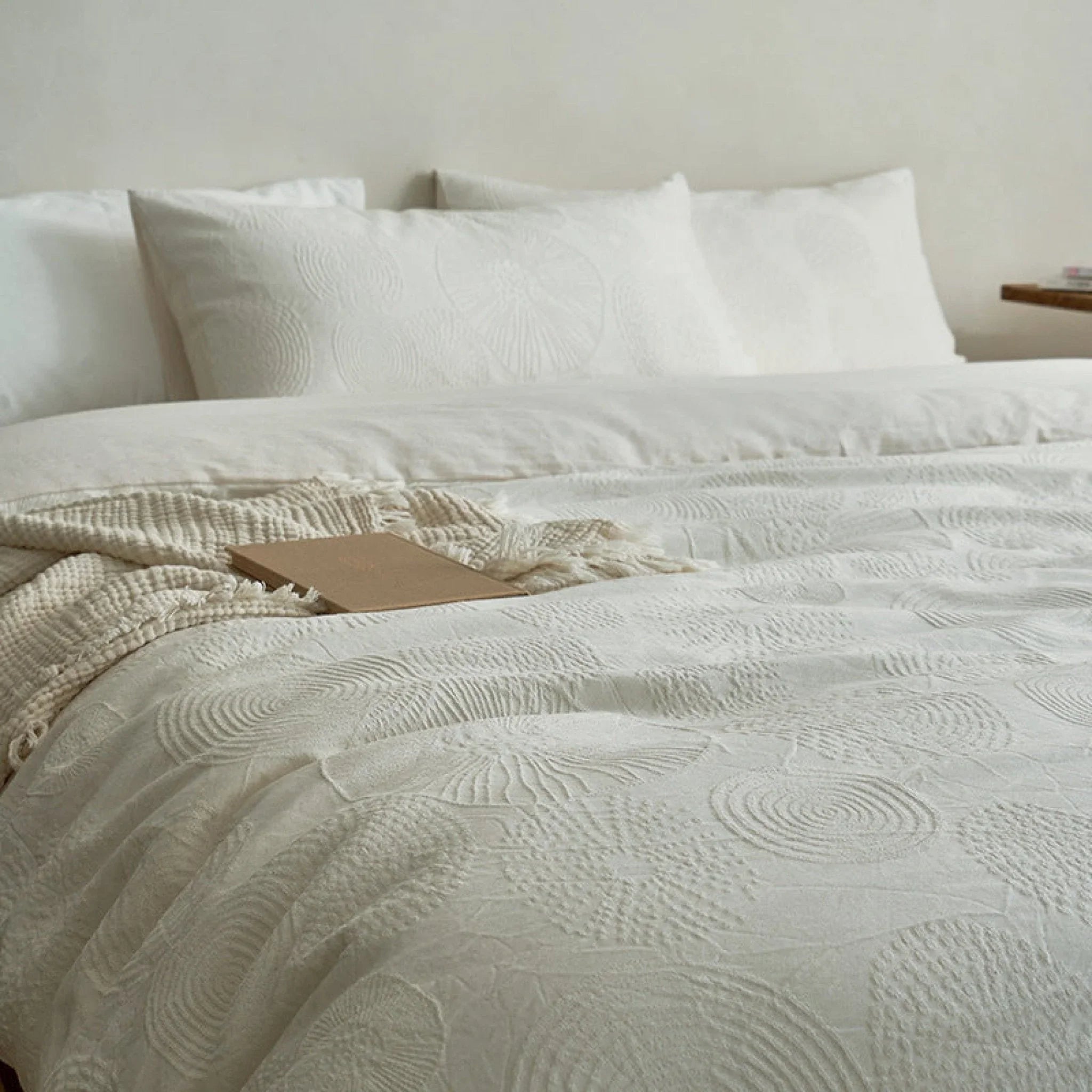 Elin Tencel Silky Jacquard Bedding Set / Sunrise Ever Lasting