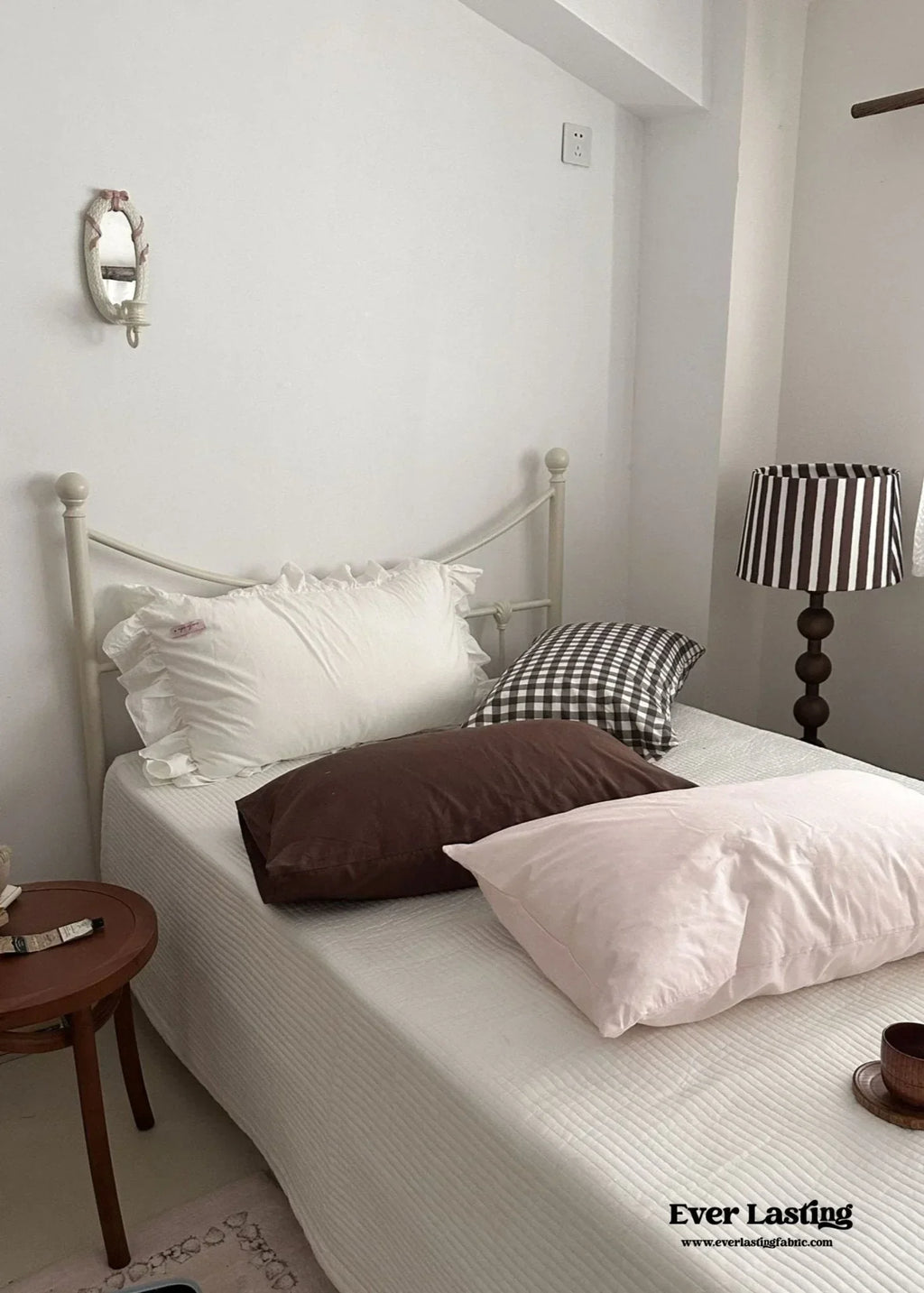 Ella Pure Cotton Pillowcases / Brown Ever Lasting