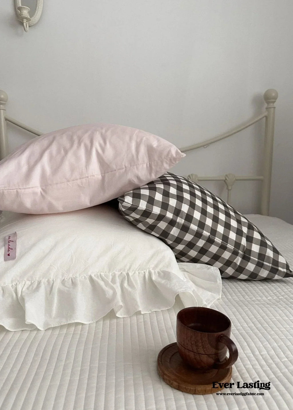 Ella Pure Cotton Pillowcases / Brown Ever Lasting