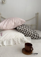 Ella Pure Cotton Pillowcases / Brown Ever Lasting