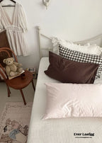 Ella Pure Cotton Pillowcases / Brown Ever Lasting