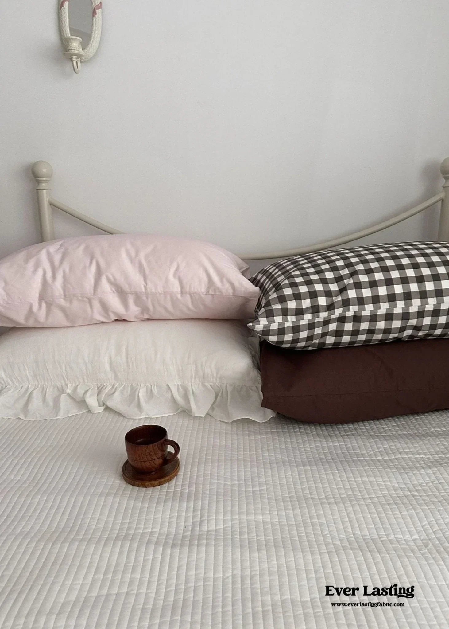 Ella Pure Cotton Pillowcases / Brown Ever Lasting
