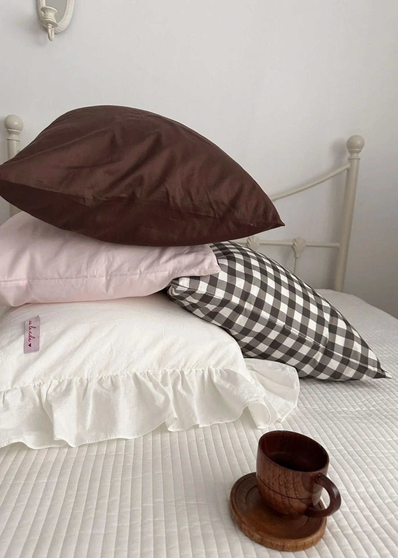 Ella Pure Cotton Pillowcases / White Ever Lasting