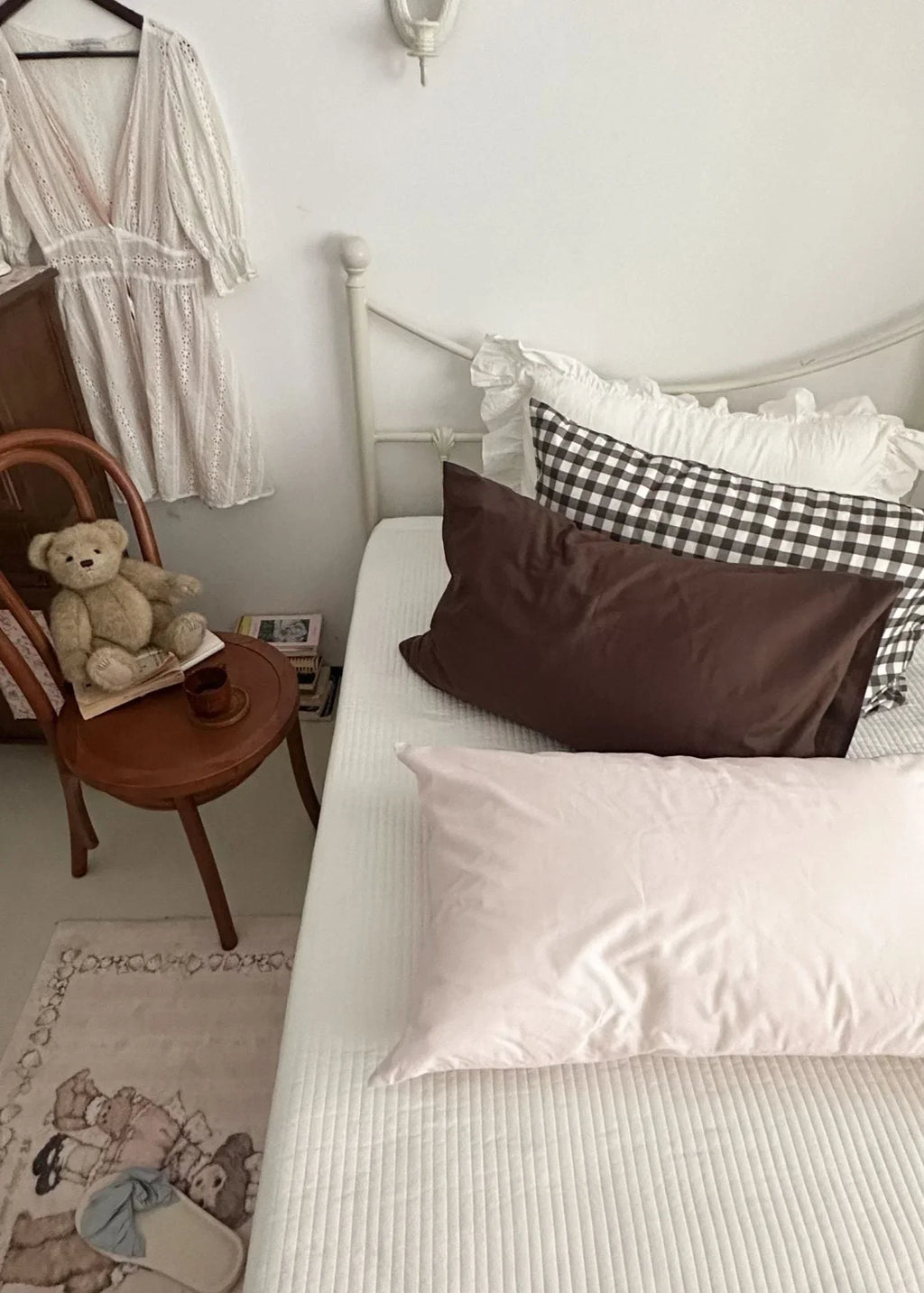 Ella Pure Cotton Pillowcases / White Ever Lasting