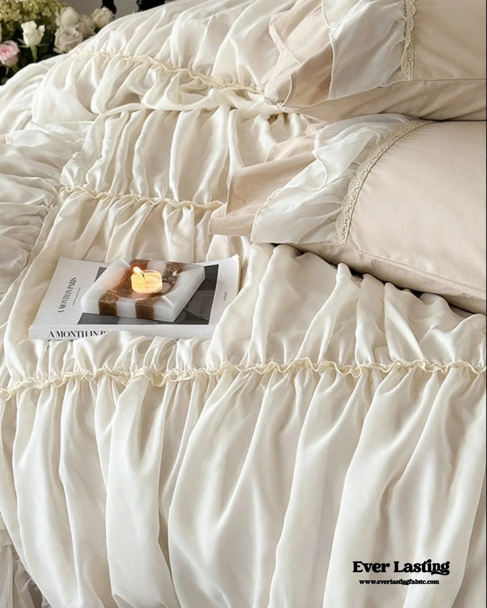 Élodie Silky Coquette Ruffled Bedding Set / White Ever Lasting