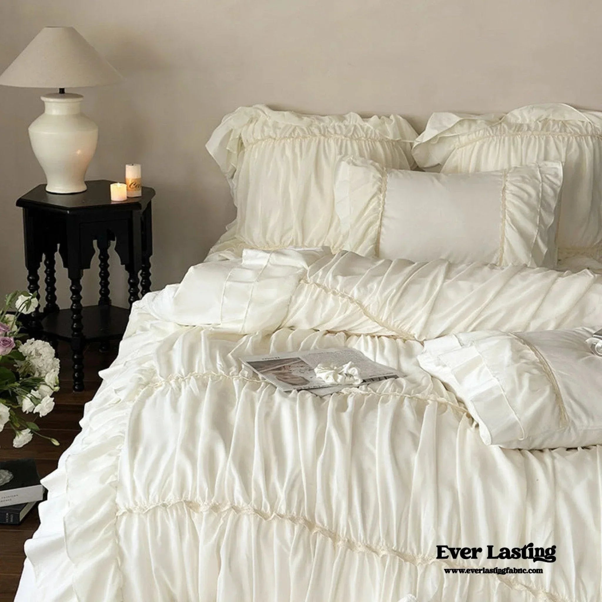 Élodie Silky Coquette Ruffled Bedding Set / White Ever Lasting