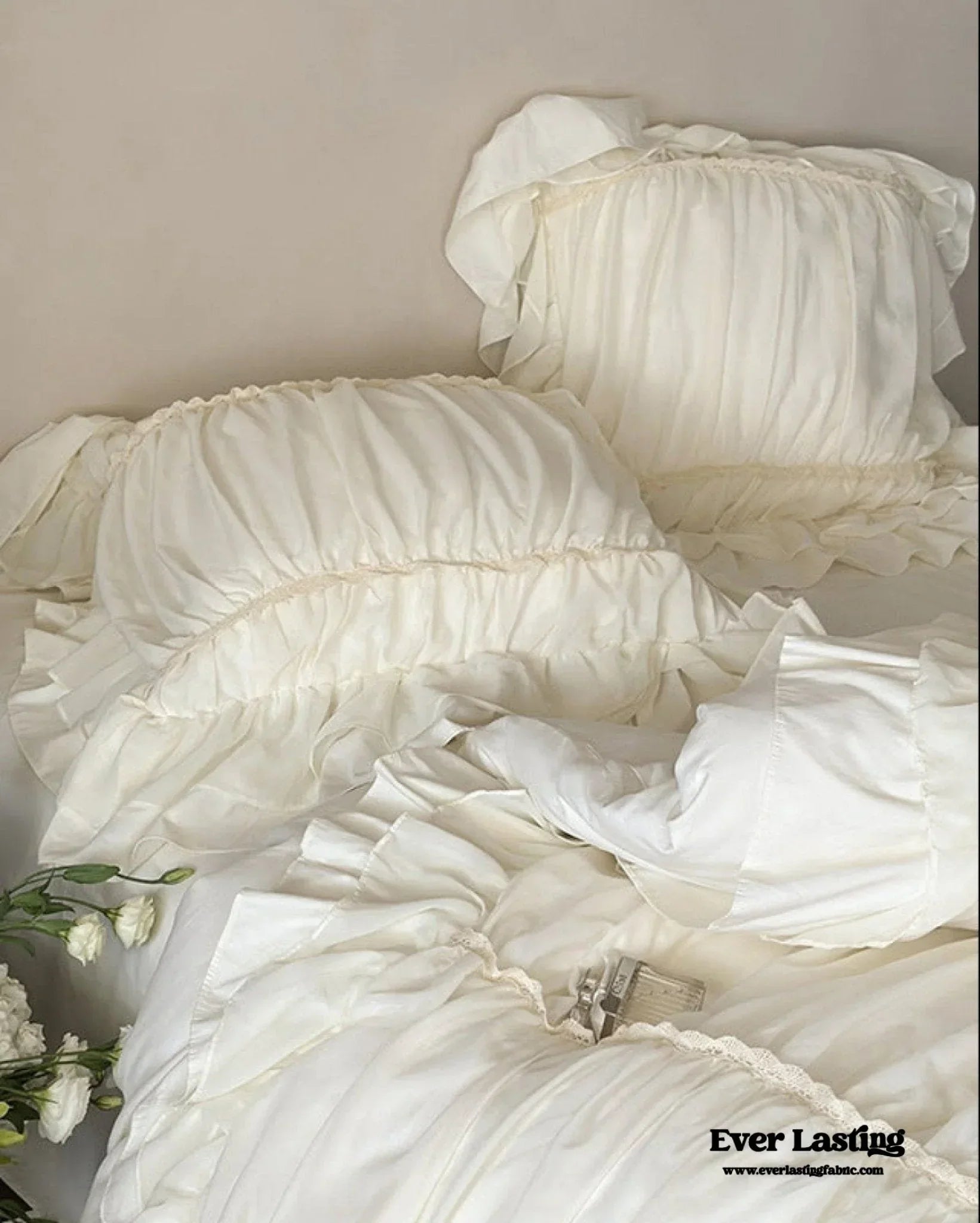 Élodie Silky Coquette Ruffled Bedding Set / White Ever Lasting