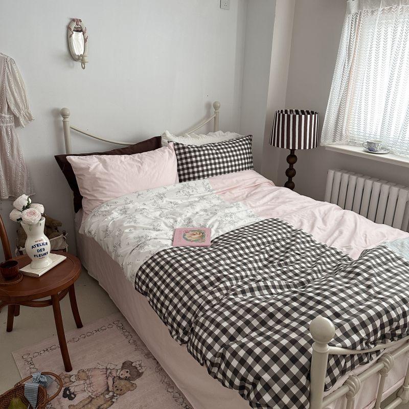 Emi Patchwork Gingham Bedding Set / Soft Mocha Pink Ever Lasting
