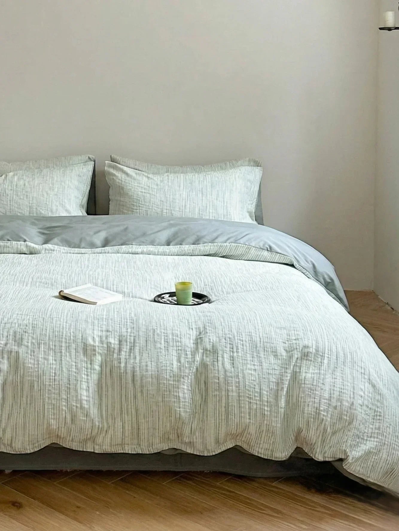 Emma Duo Striped Jacquard Bedding Set / Green Ever Lasting