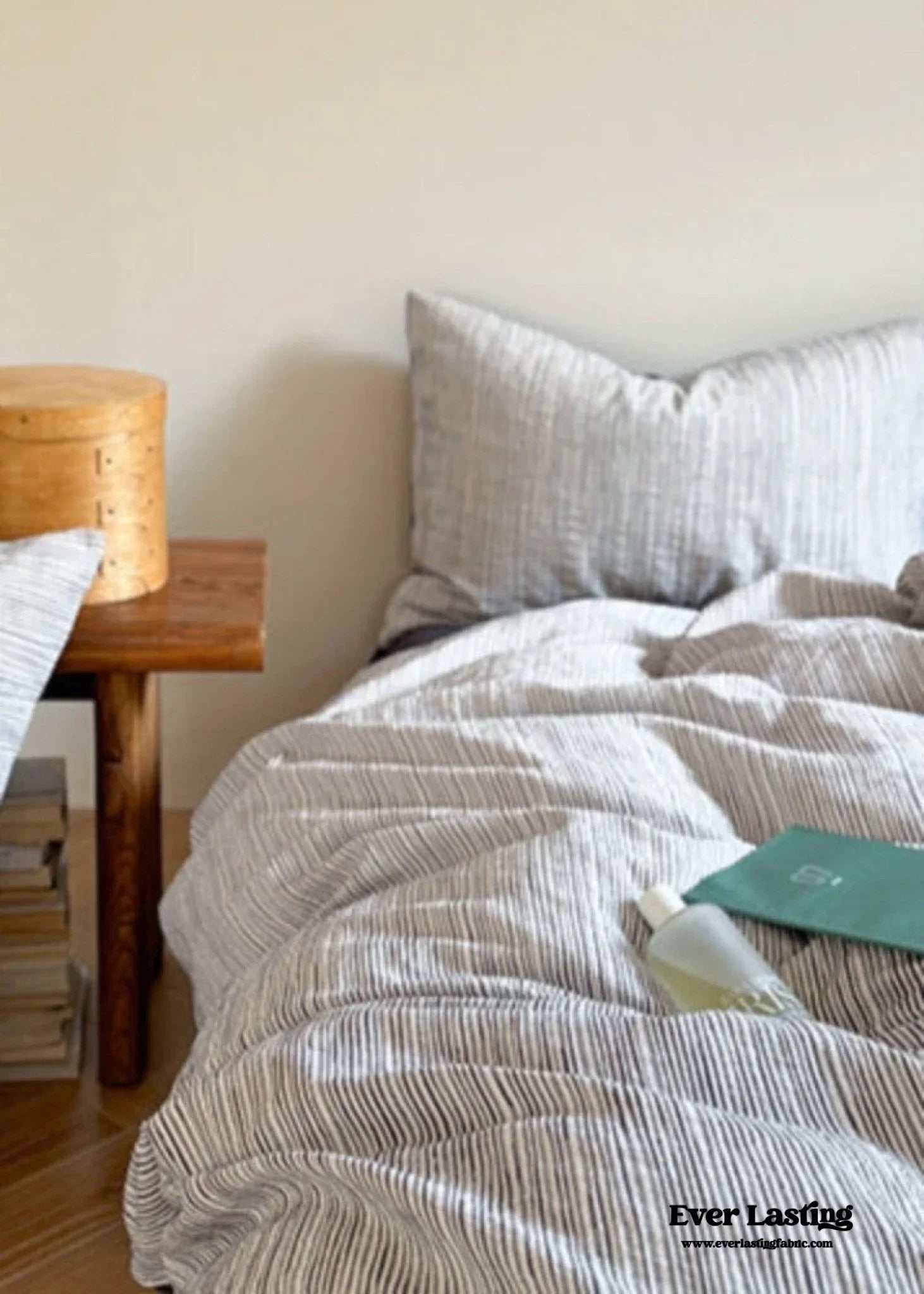 Emma Duo Striped Jacquard Bedding Set / Light Pink Ever Lasting