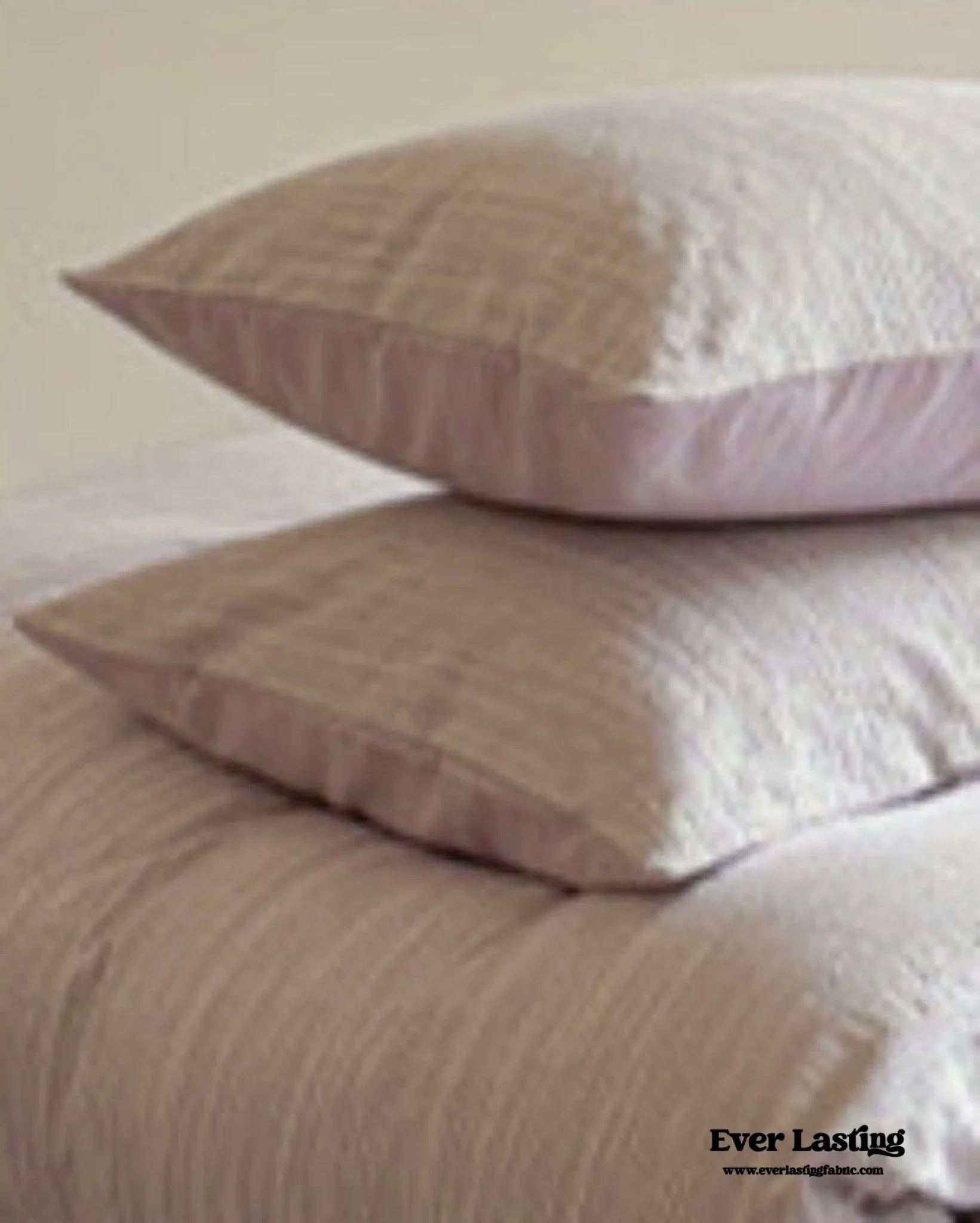 Emma Duo Striped Jacquard Bedding Set / Light Pink Ever Lasting