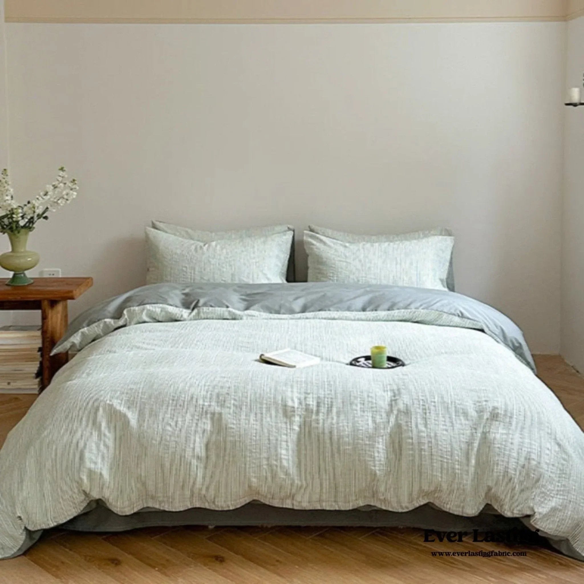 Emma Duo Striped Jacquard Bedding Set / Light Pink Ever Lasting