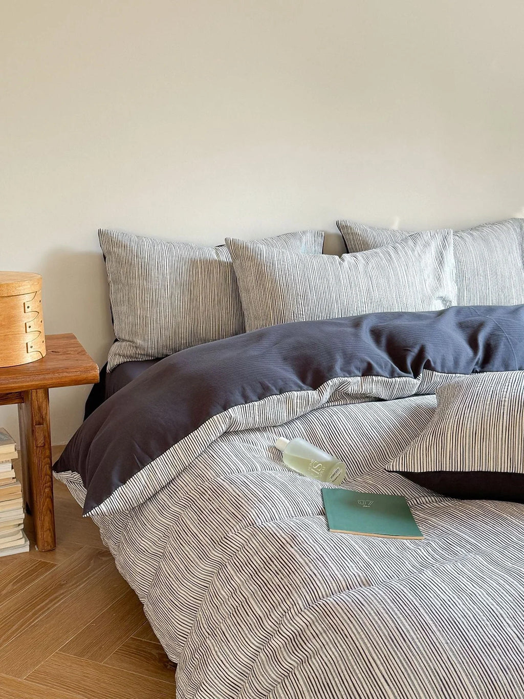 Emma Duo Striped Jacquard Bedding Set / Pink Ever Lasting