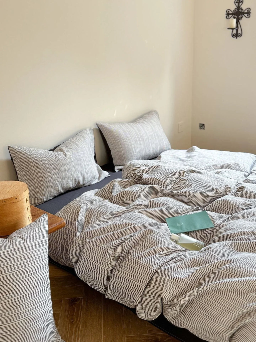 Emma Duo Striped Jacquard Bedding Set / Pink Ever Lasting