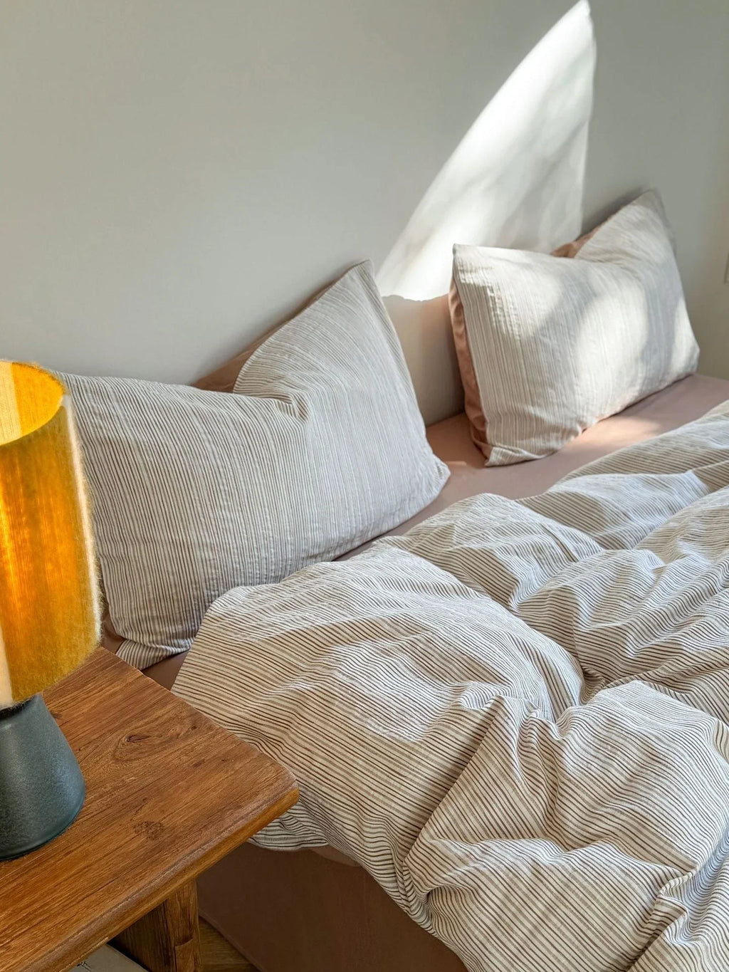 Emma Duo Striped Jacquard Bedding Set / Pink Ever Lasting