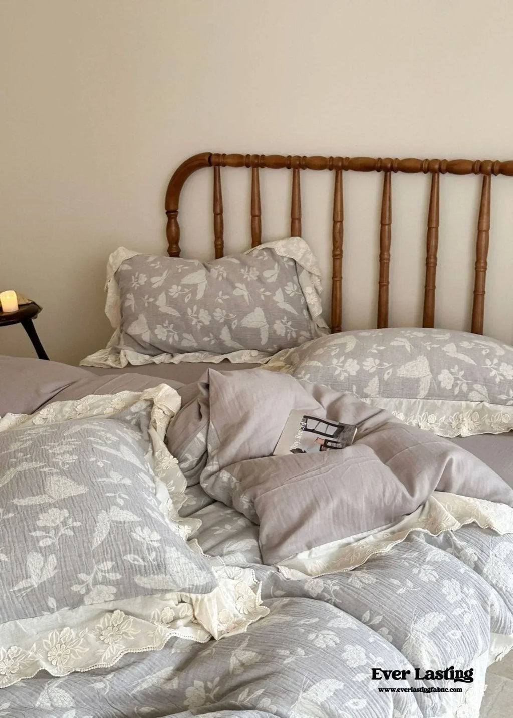 Emmeline Lace Ruffle Floral Bedding Set / White Ever Lasting