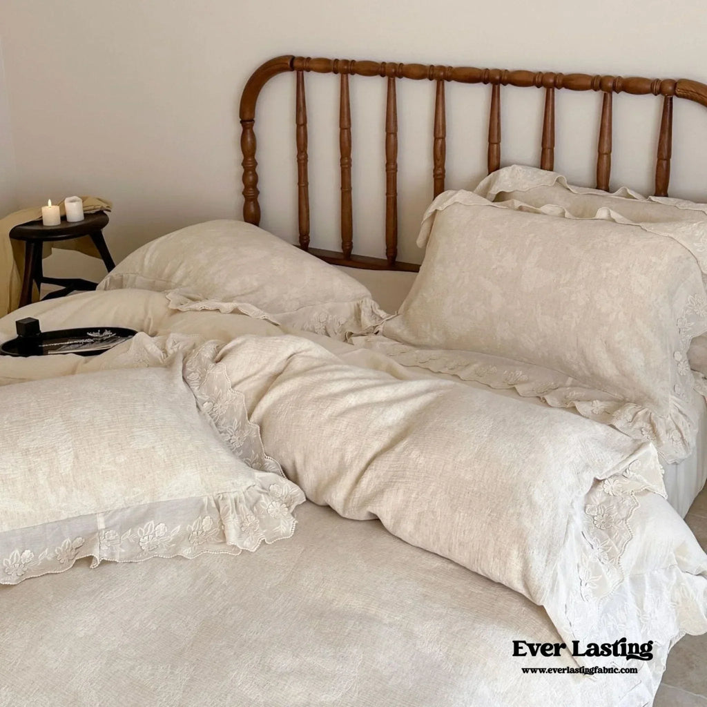 Emmeline Lace Ruffle Floral Bedding Set / White Ever Lasting