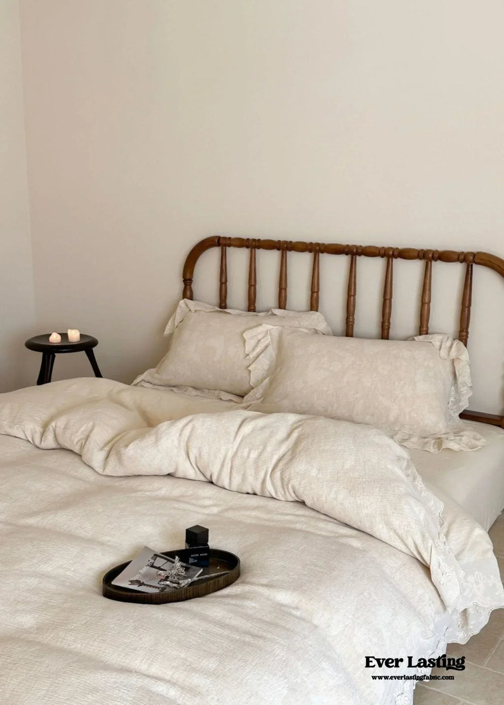 Emmeline Lace Ruffle Floral Bedding Set / White Ever Lasting