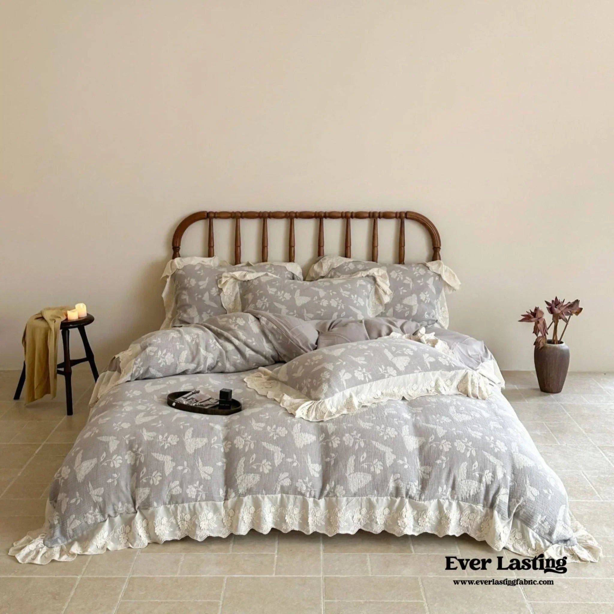 Emmeline Lace Ruffle Floral Bedding Set / White Ever Lasting