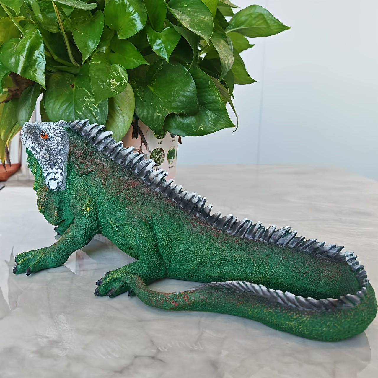 Realistic Lizard Statue - Lifelike Garden Decor with Expressive Eyes & Scales, Outdoor/Indoor Decoration for Pond, Patio, Living Room - No Electricity Needed, Durable Resin Construction - Perfect Housewarming, Father'S Day, C House Of Avana