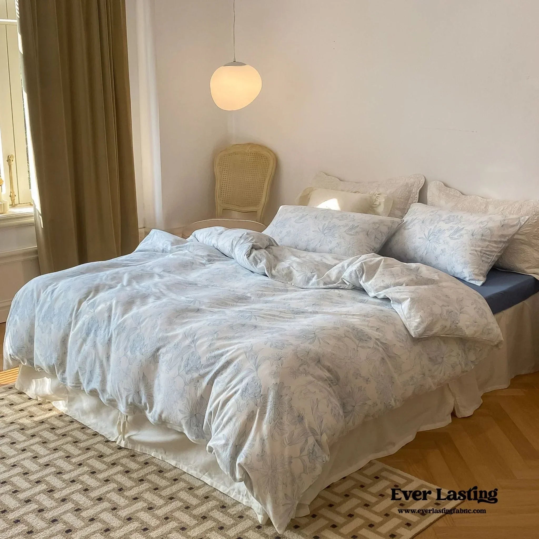 Fleur Elegant Floral Knit Cotton Bedding Set / Blue Ever Lasting