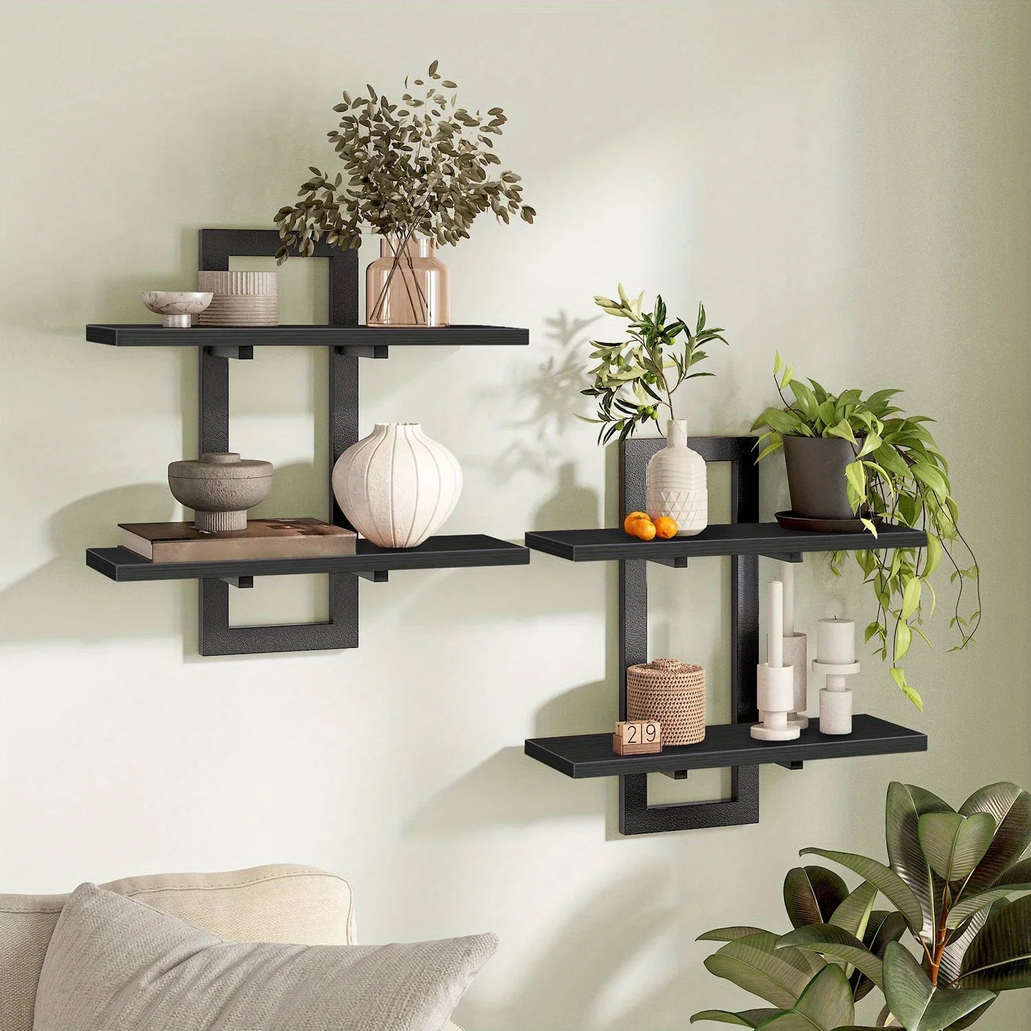 Black floating shelves set, made of engineered wood, wall mounted design - House of Avana