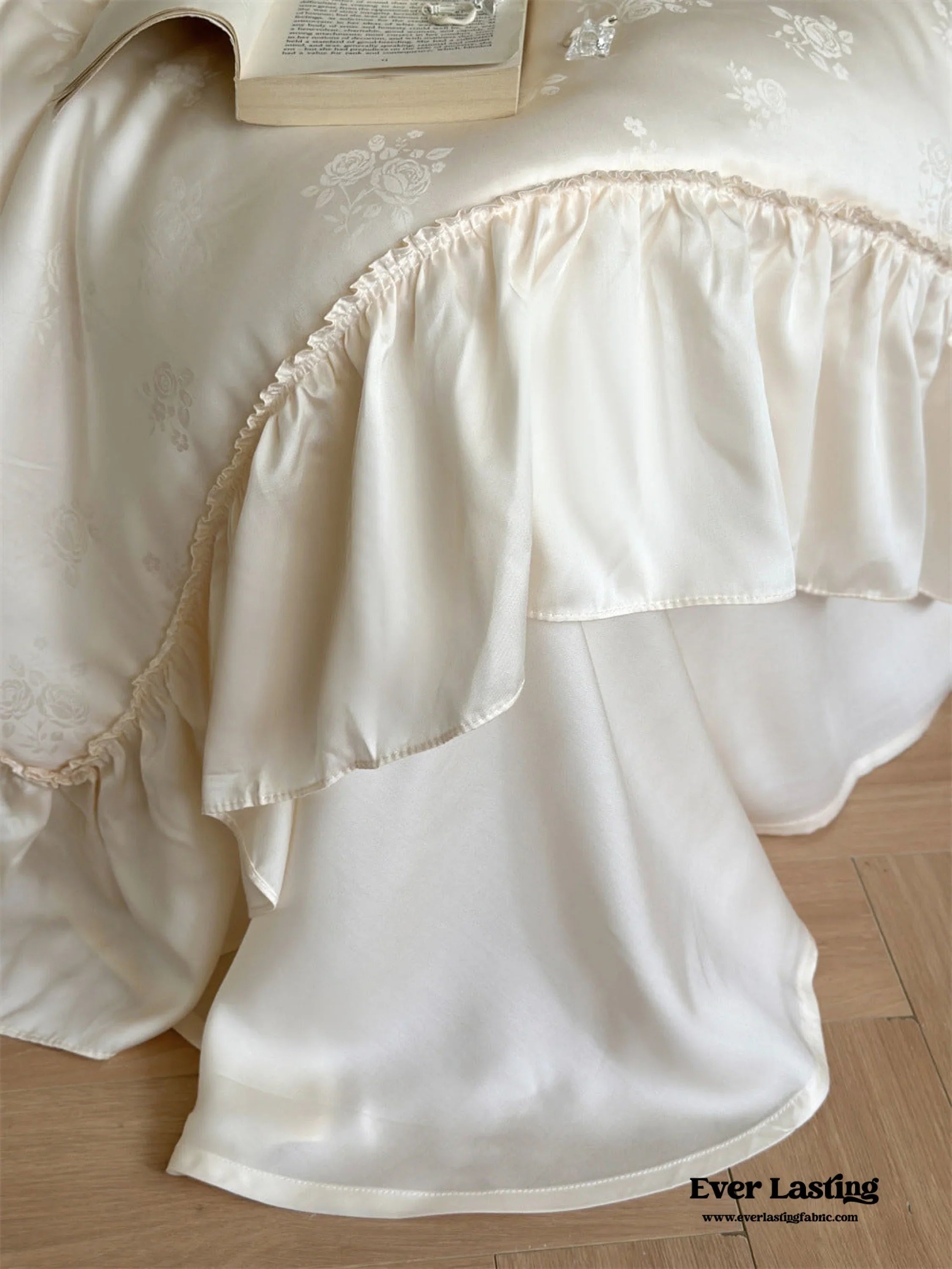 Floral Jacquard Tencel Blanket Set / Pink Ever Lasting