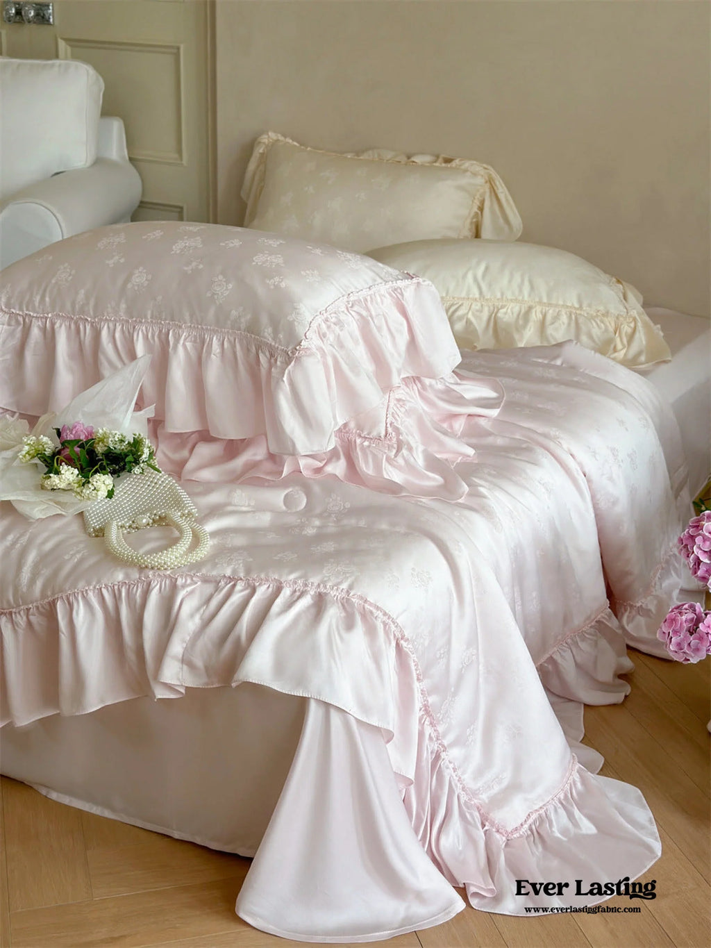 Floral Jacquard Tencel Blanket Set / Pink Ever Lasting